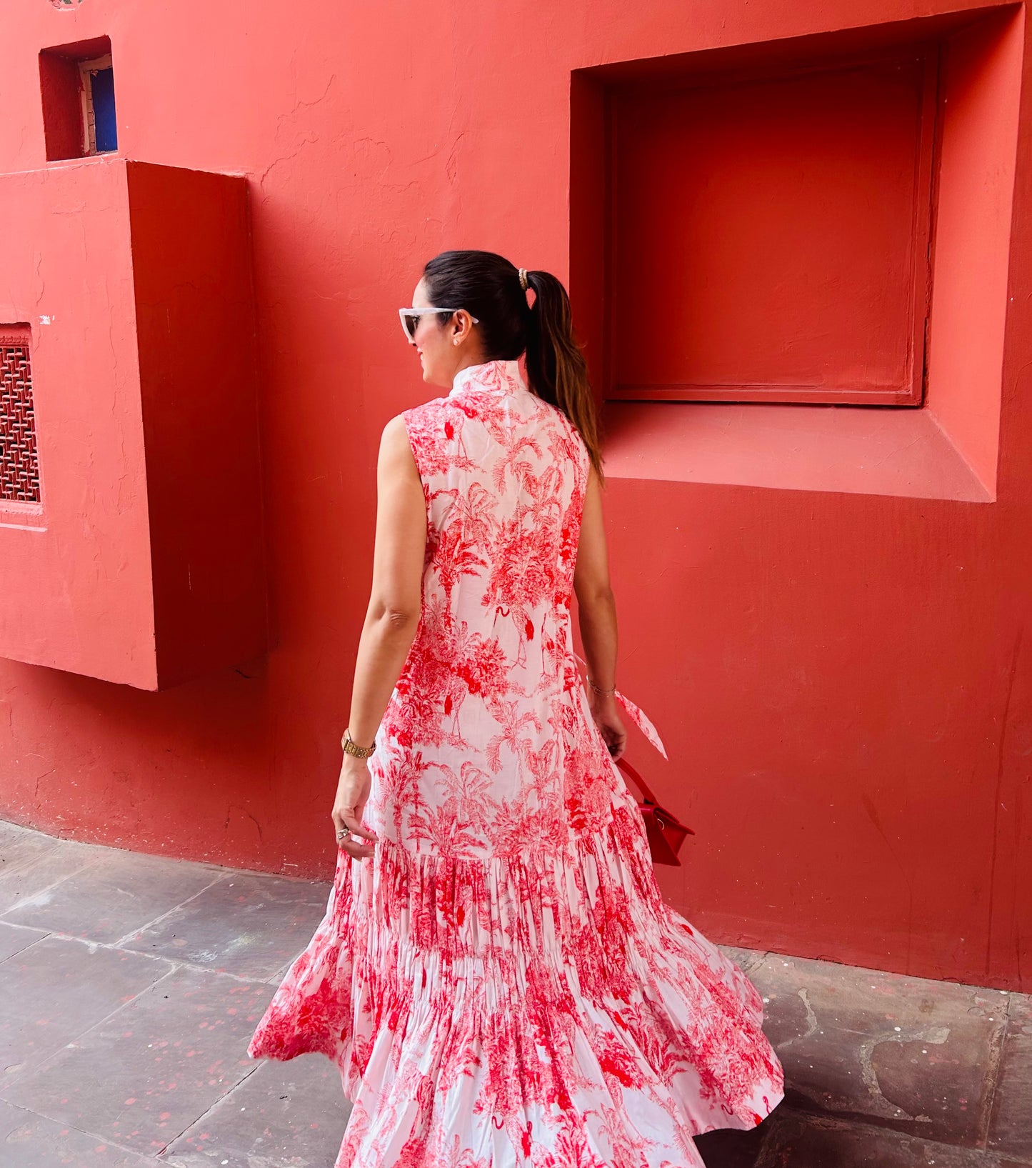 Scarlet Toile
